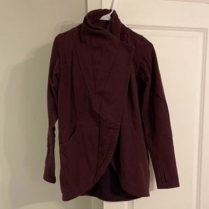 Lululemon That’s a Wrap.